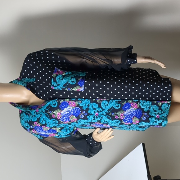 Floral Polka Dot Long Sleeve Button Up Medium - Picture 3 of 10